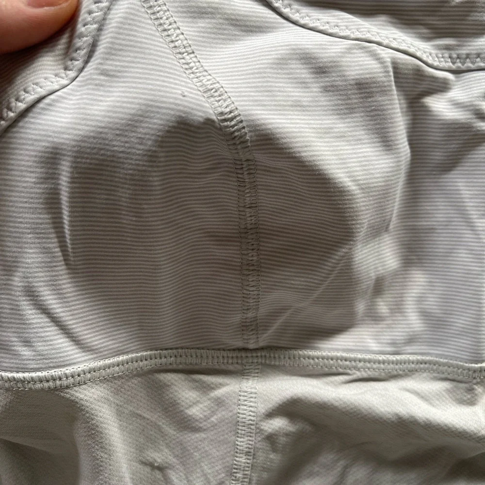 lululemon athletica hello this